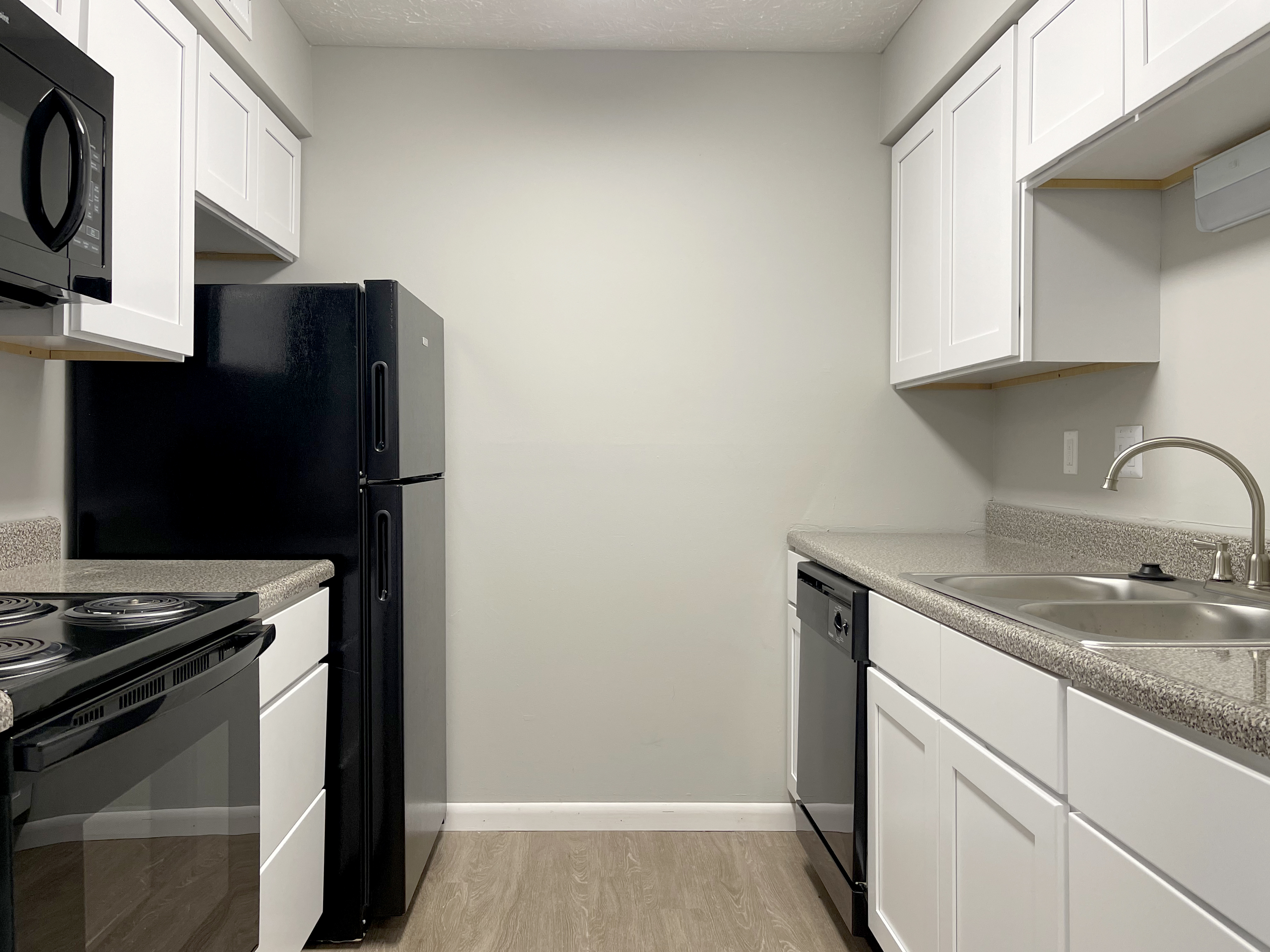 English Village The Multifamily Advisory Group at Cushman & Wakefield